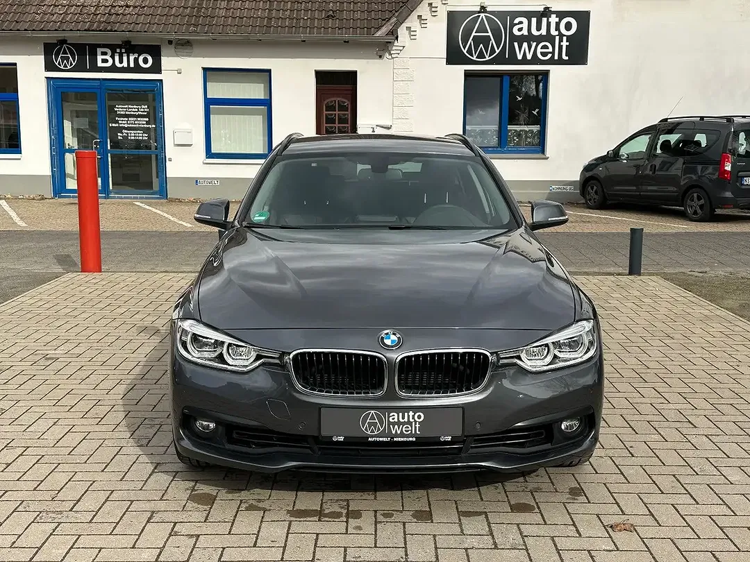 BMW 318 - Thumbnail 8
