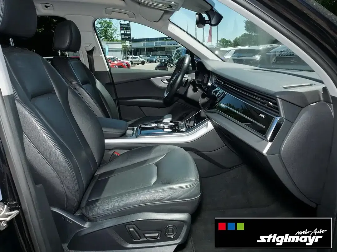 Audi Q7 - Thumbnail 5