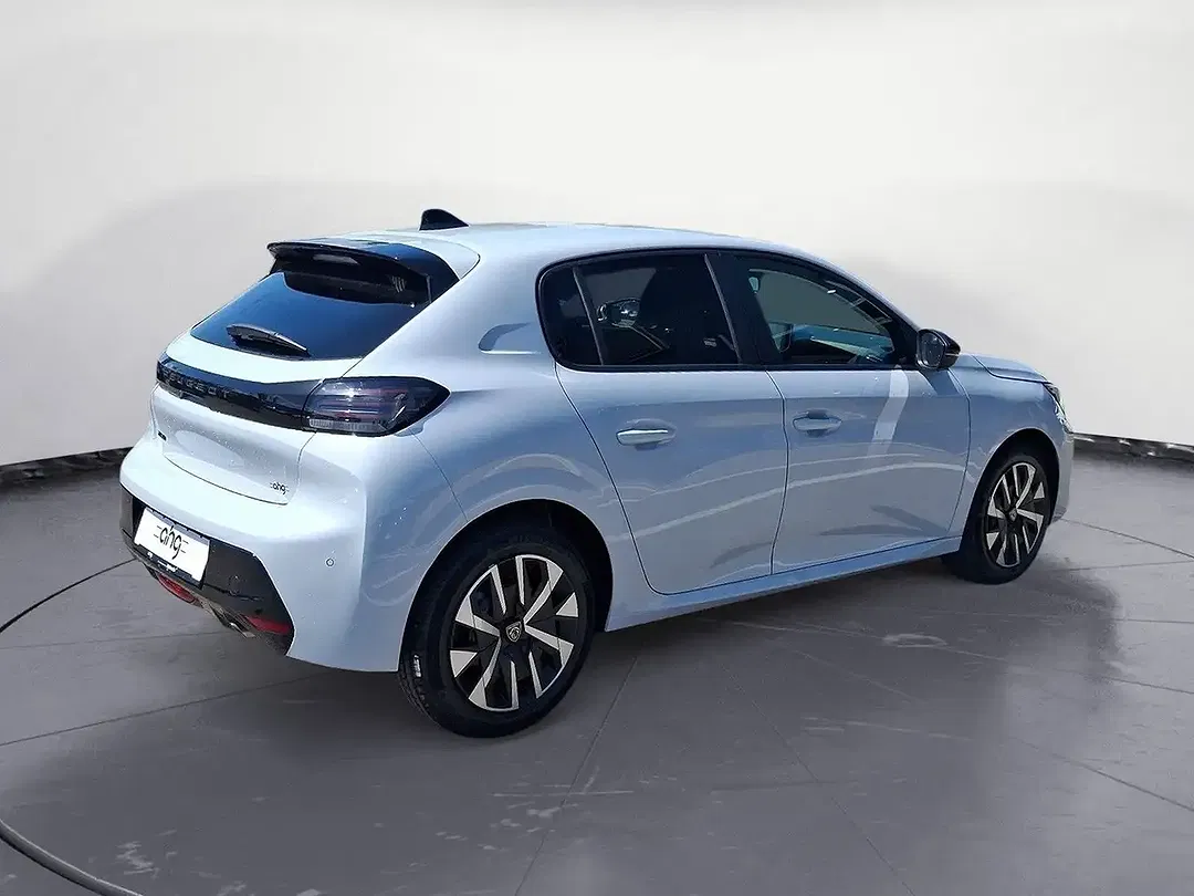 Peugeot 208 - Thumbnail 2