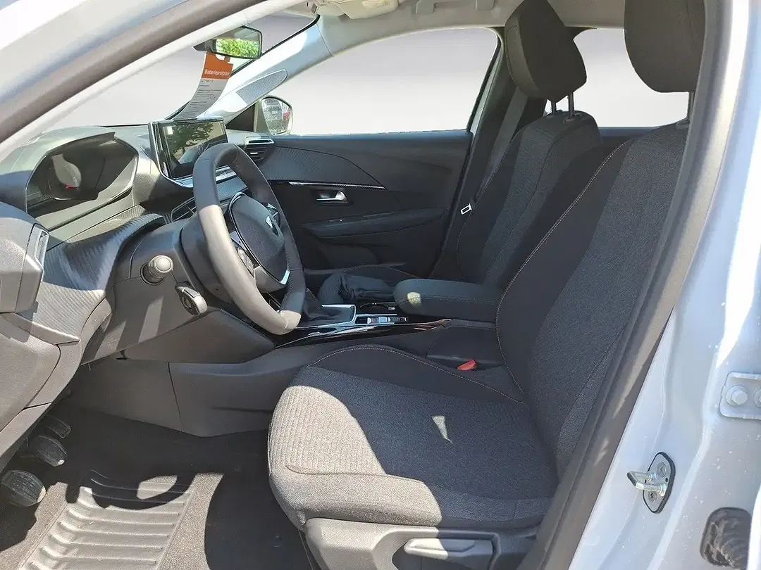 Peugeot 208 - Thumbnail 7