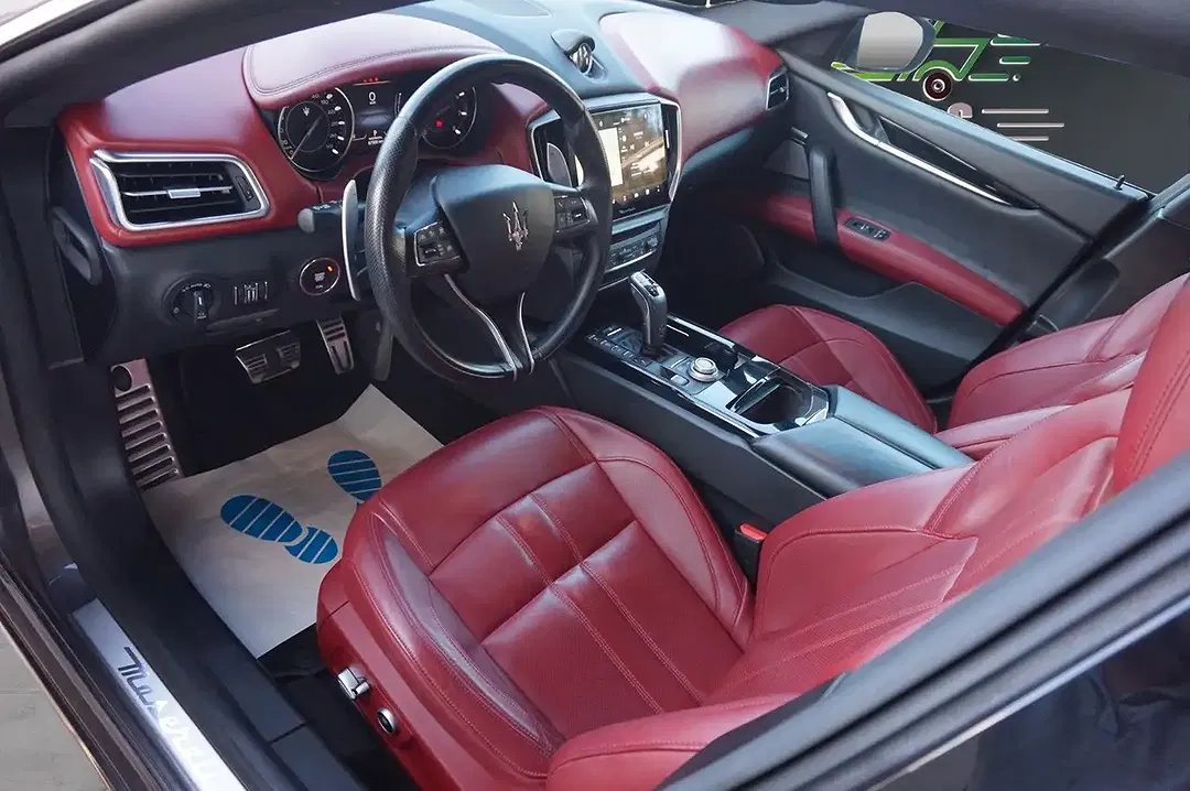 Maserati Ghibli - Thumbnail 4