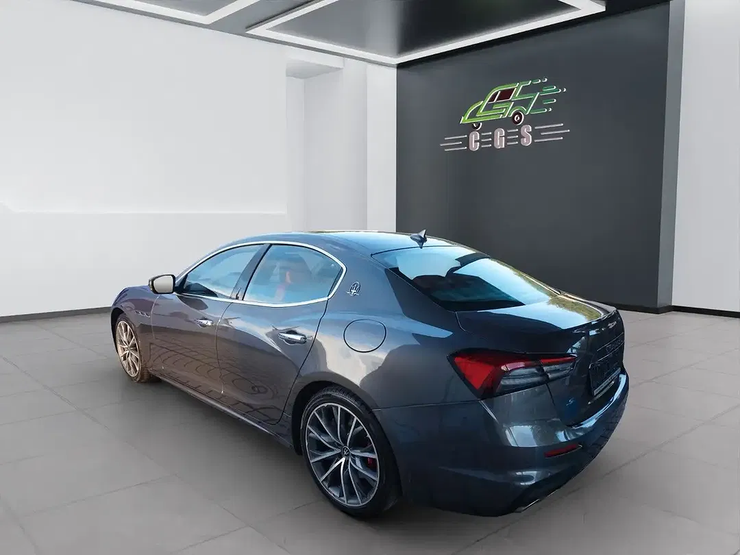 Maserati Ghibli - Thumbnail 6
