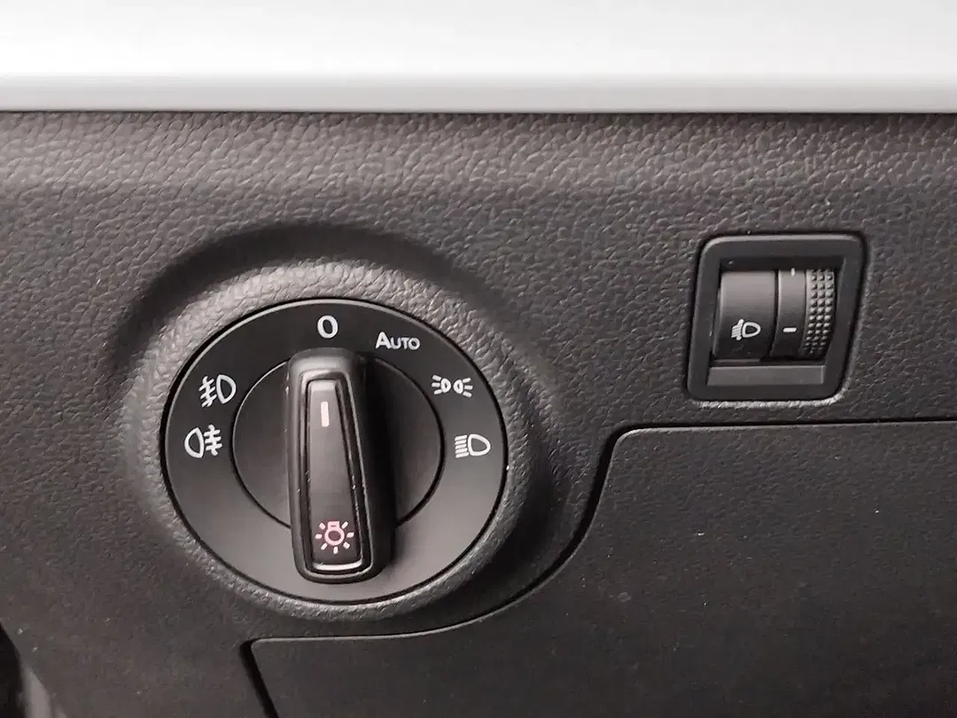 SEAT Arona - Thumbnail 14