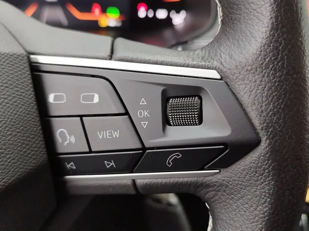 SEAT Arona - Thumbnail 15