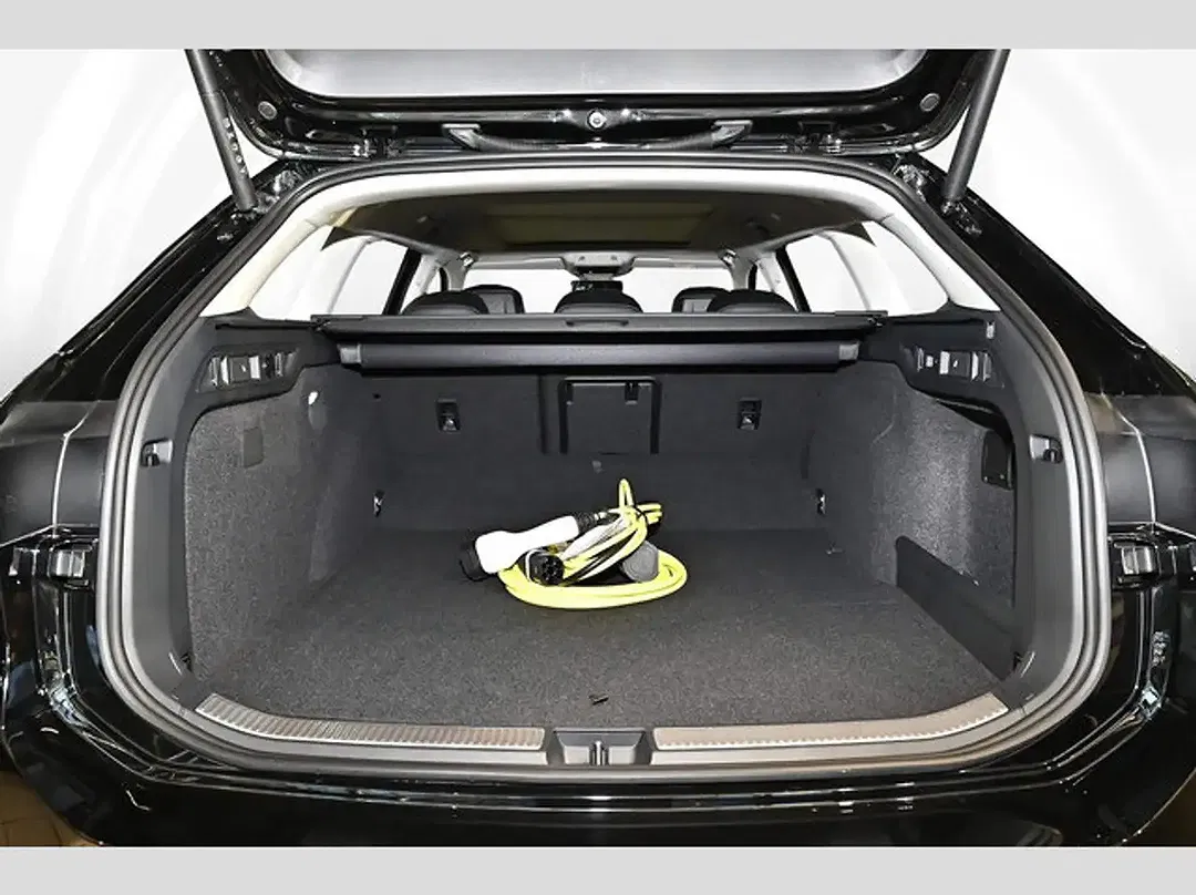 Volkswagen Passat Variant - Thumbnail 9