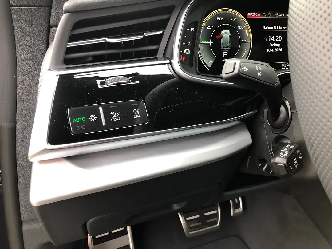 Audi Q8 - Thumbnail 12