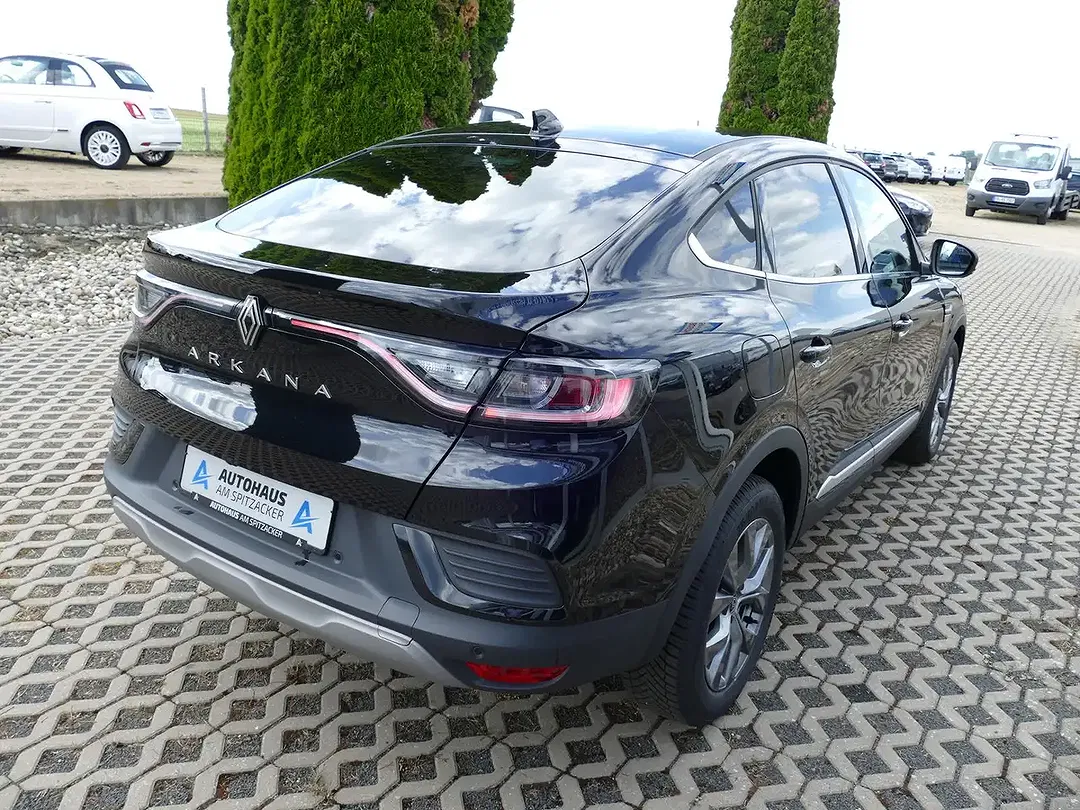 Renault Arkana - Thumbnail 4