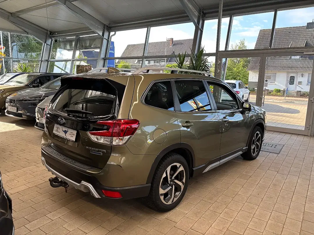 Subaru Forester - Thumbnail 4
