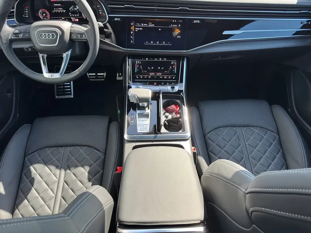 Audi Q8 - Thumbnail 13