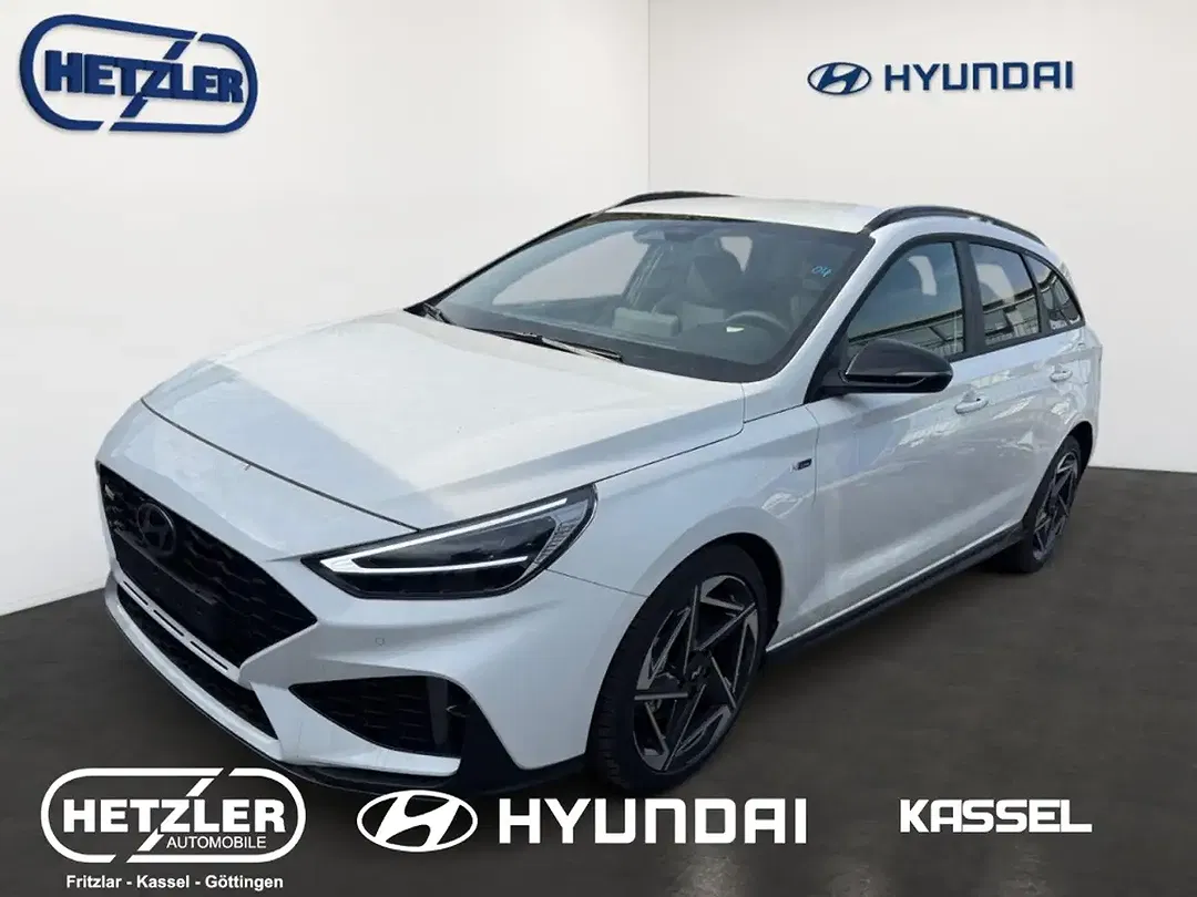 Hyundai i30 - Thumbnail 1