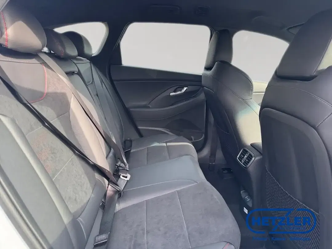 Hyundai i30 - Thumbnail 13