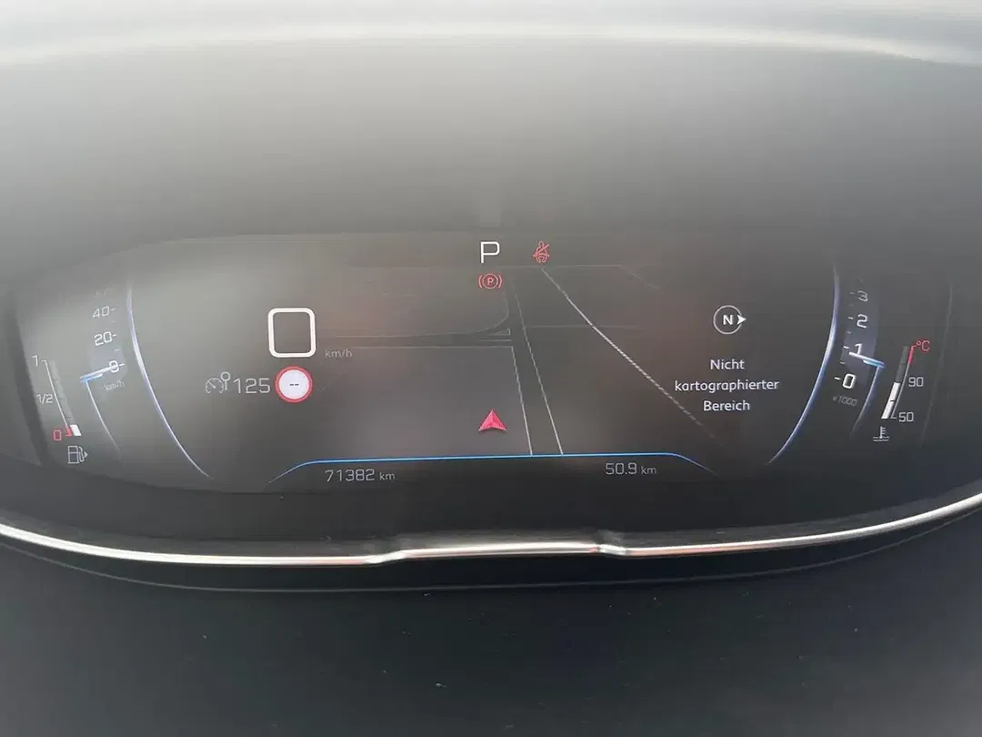 Peugeot 5008 - Thumbnail 15