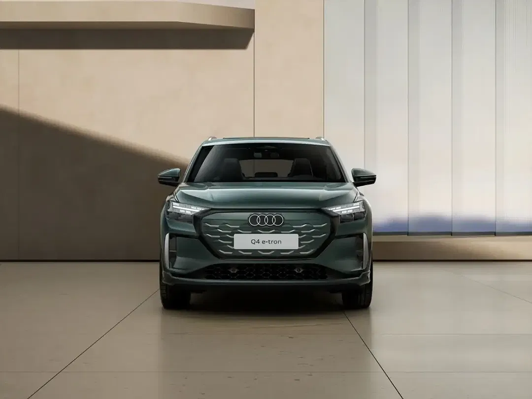 Audi Q4 e-tron - Thumbnail 2