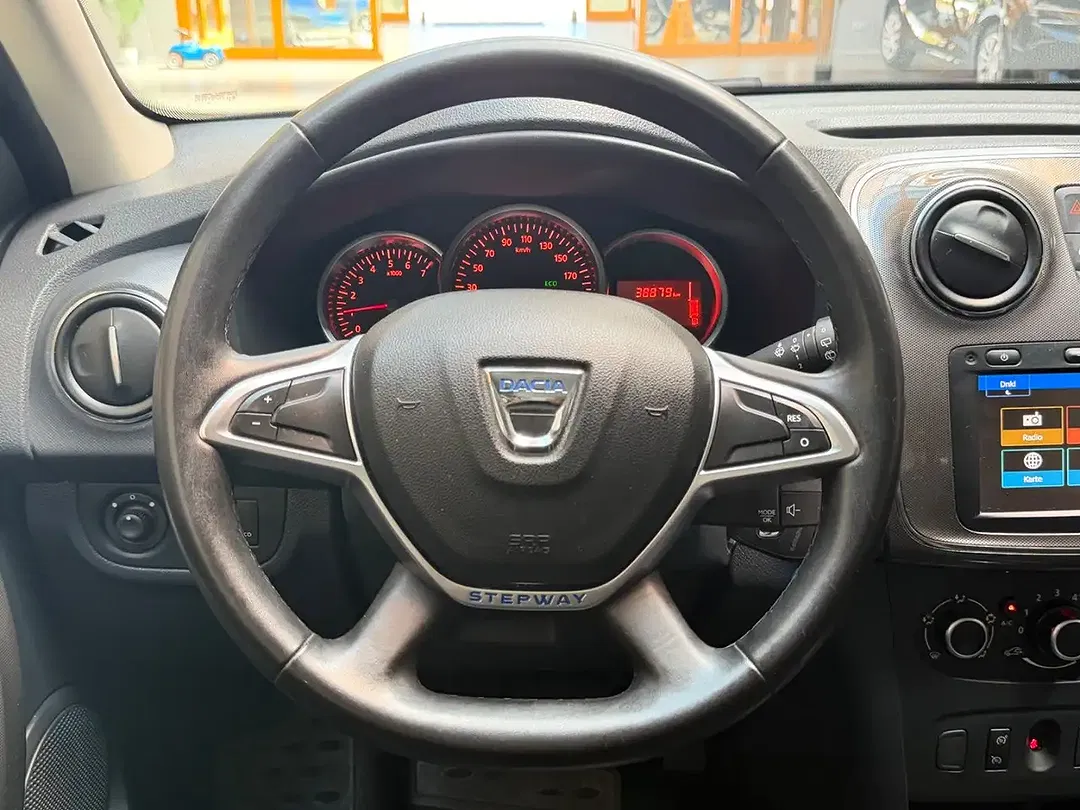 Dacia Logan - Thumbnail 12