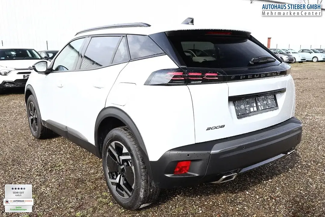 Peugeot 2008 - Thumbnail 5