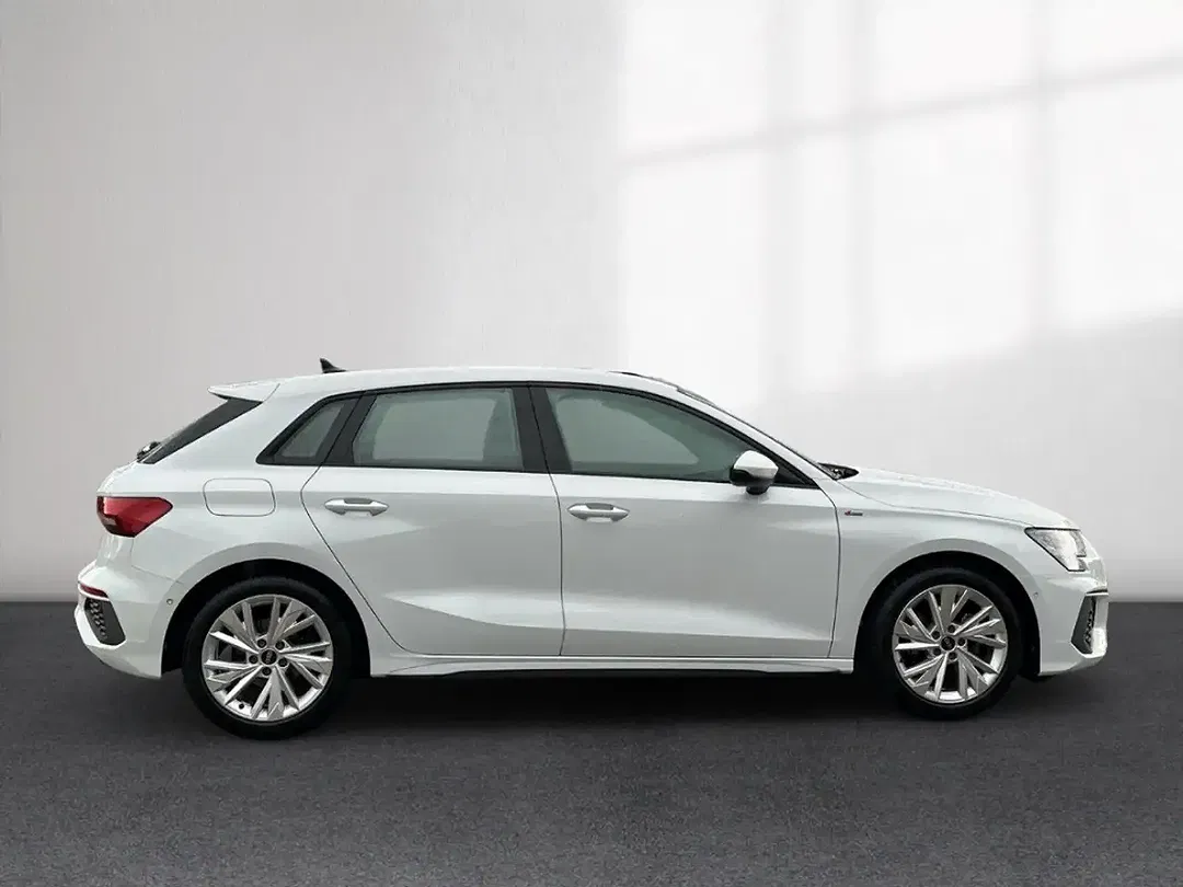 Audi A3 - Thumbnail 6