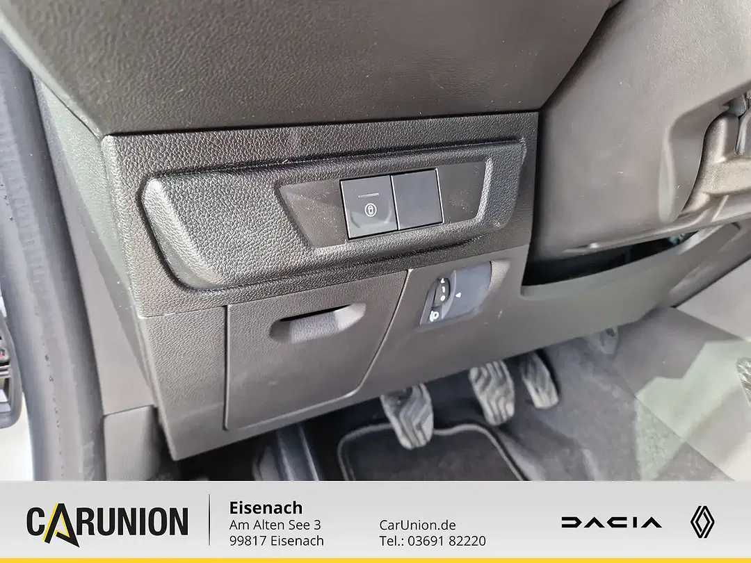 Dacia Sandero - Thumbnail 13
