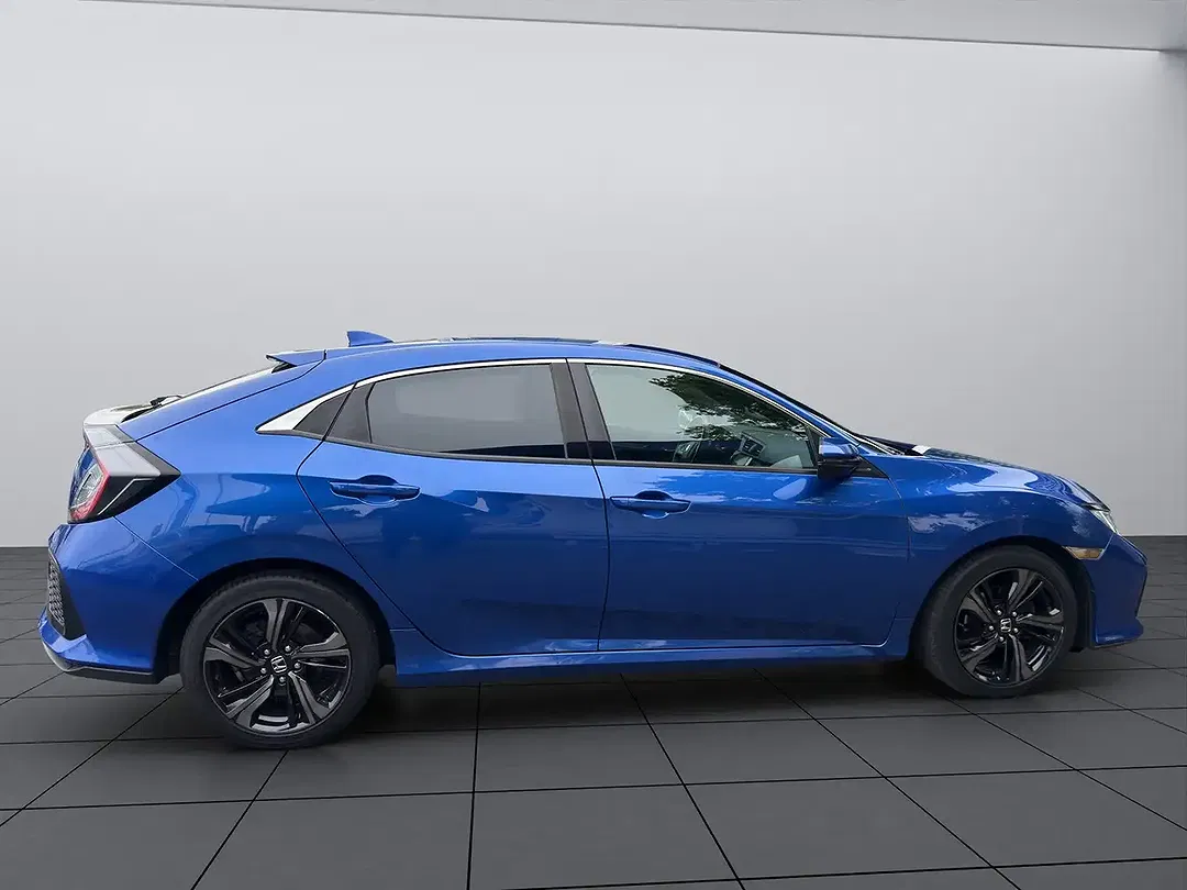 Honda Civic - Thumbnail 3