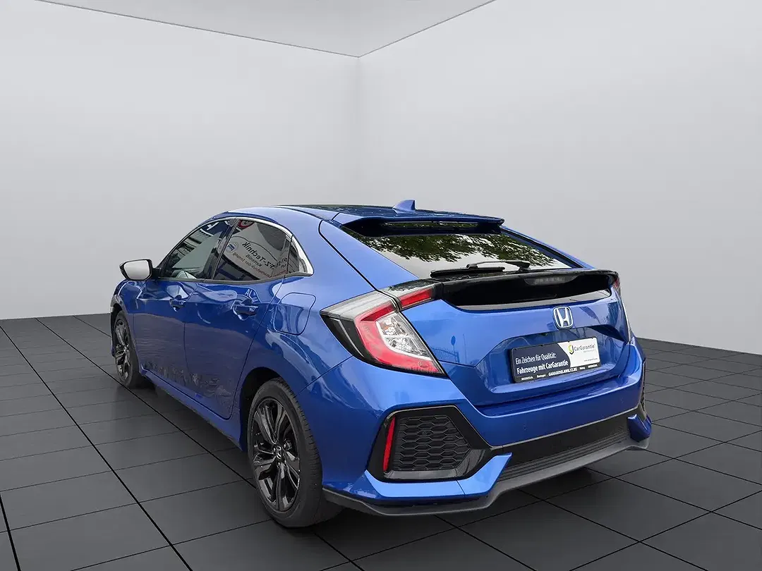 Honda Civic - Thumbnail 4