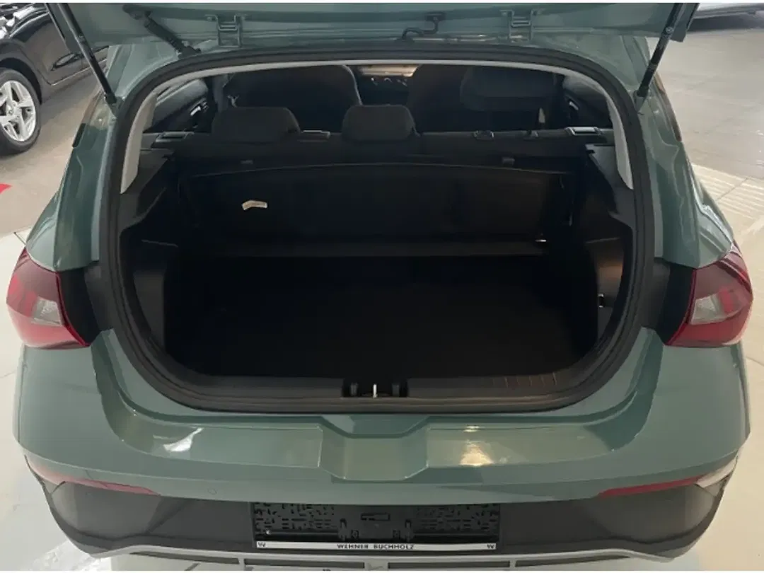 Hyundai i20 - Thumbnail 10