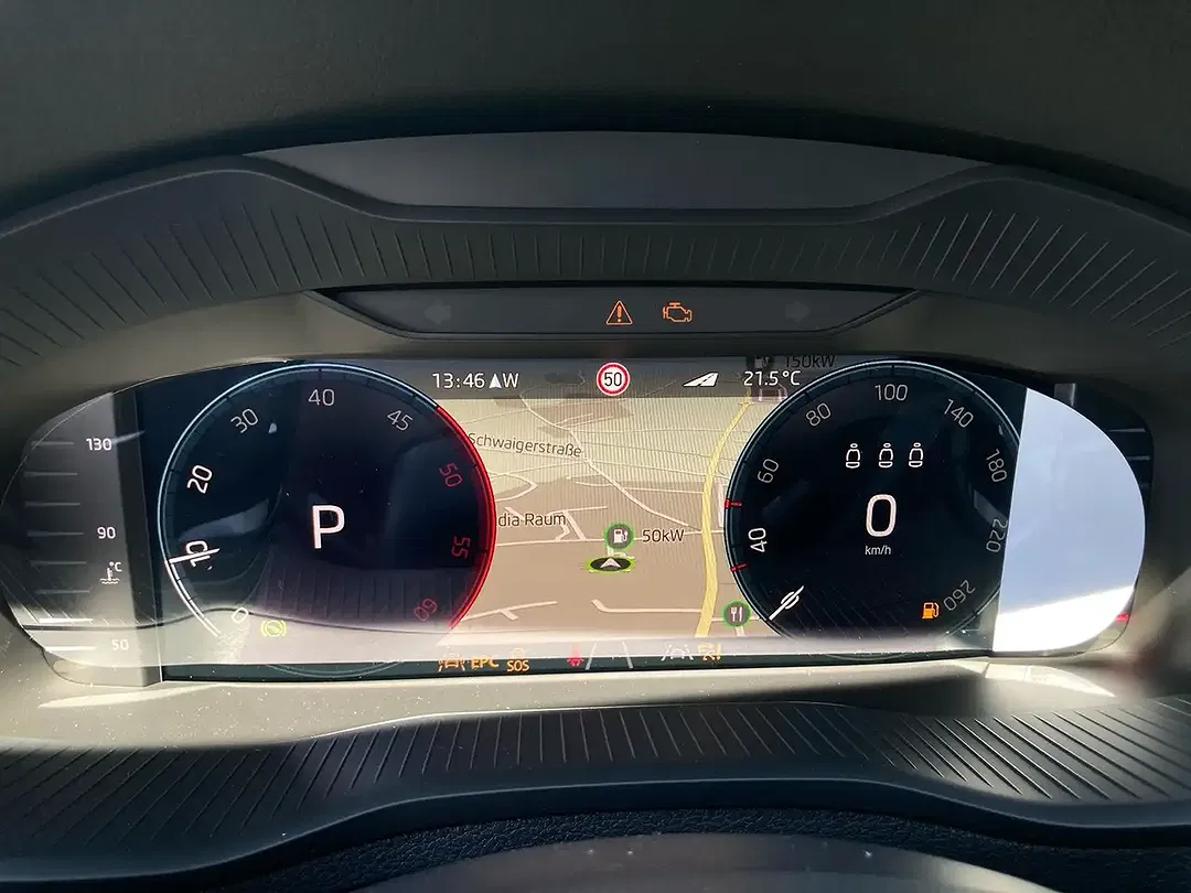 Skoda Karoq - Thumbnail 12