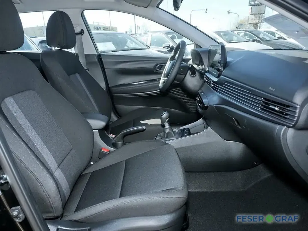 Hyundai i20 - Thumbnail 4