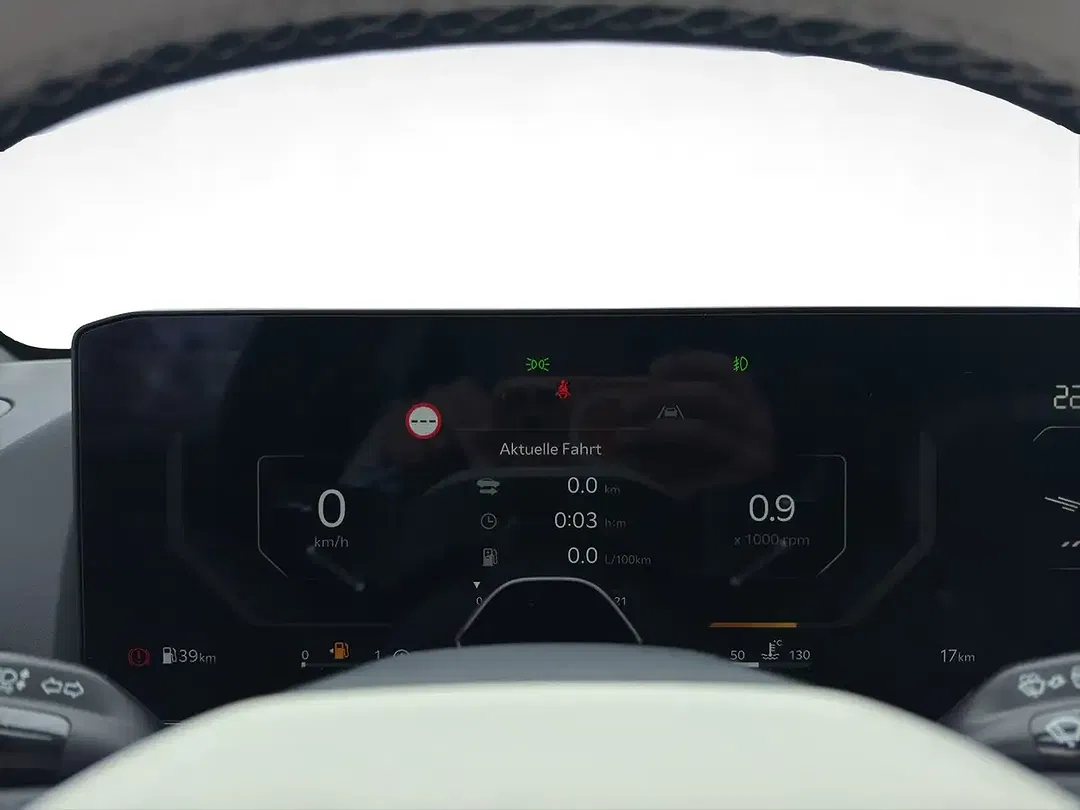 Kia K4 - Thumbnail 12