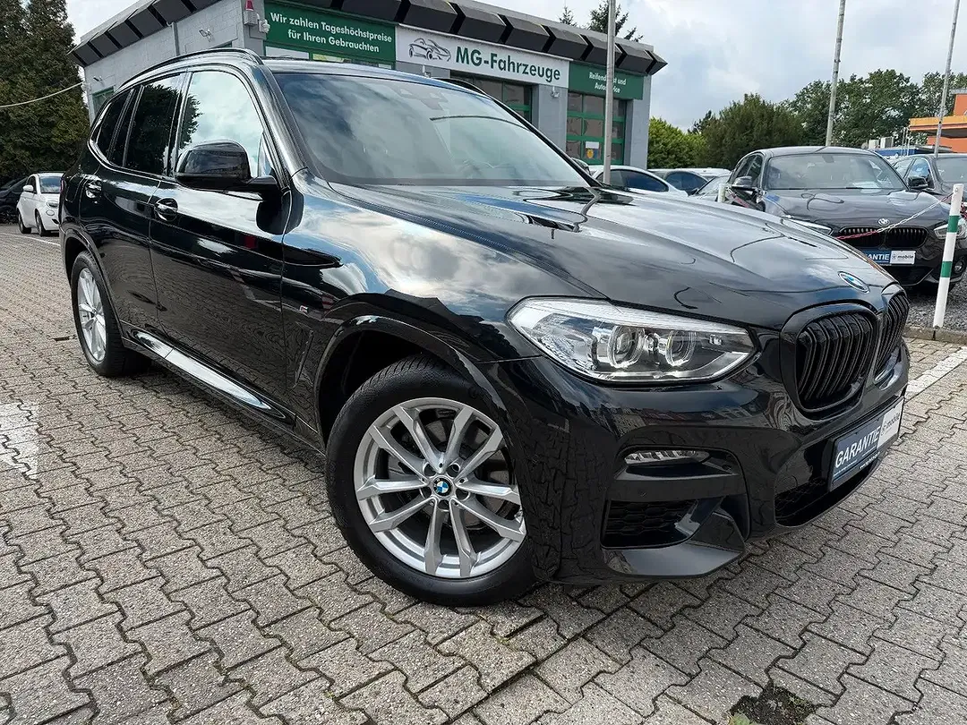 BMW X3 - Thumbnail 2