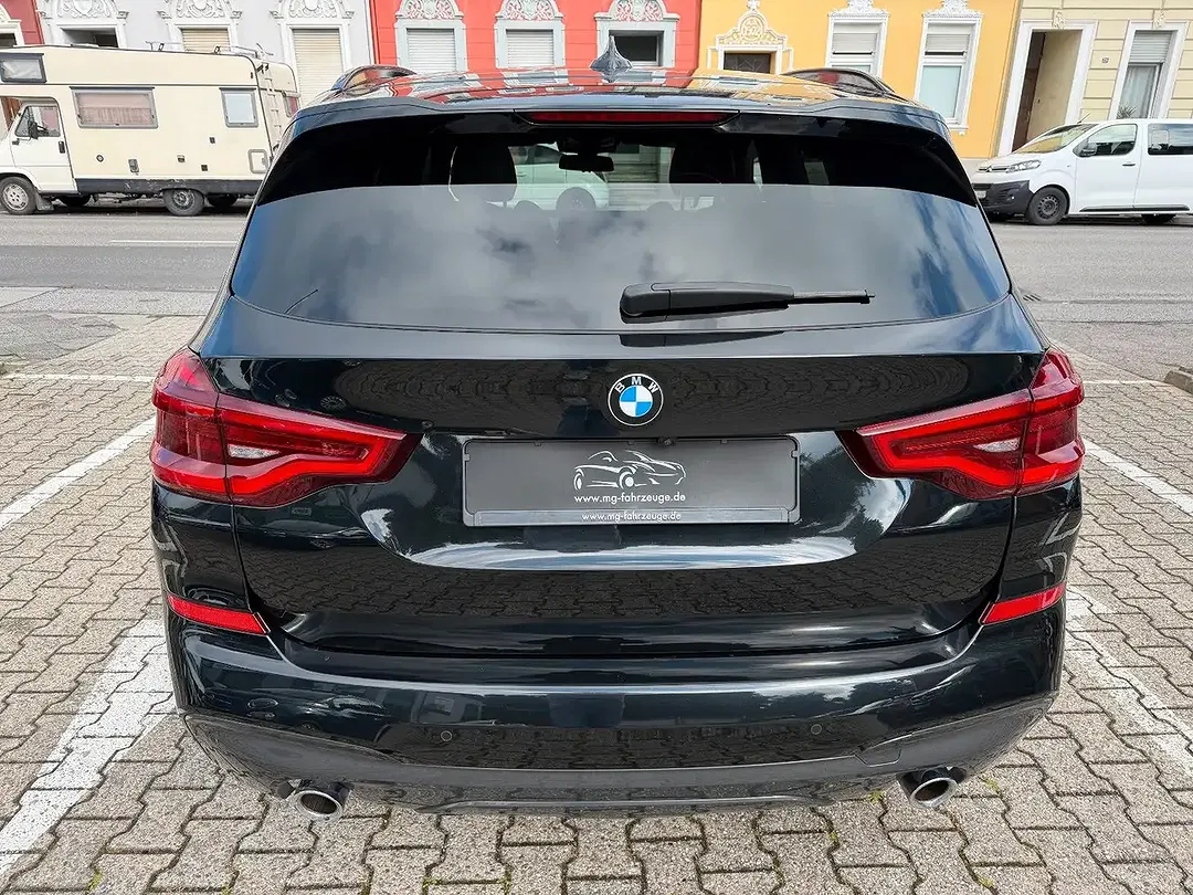 BMW X3 - Thumbnail 4