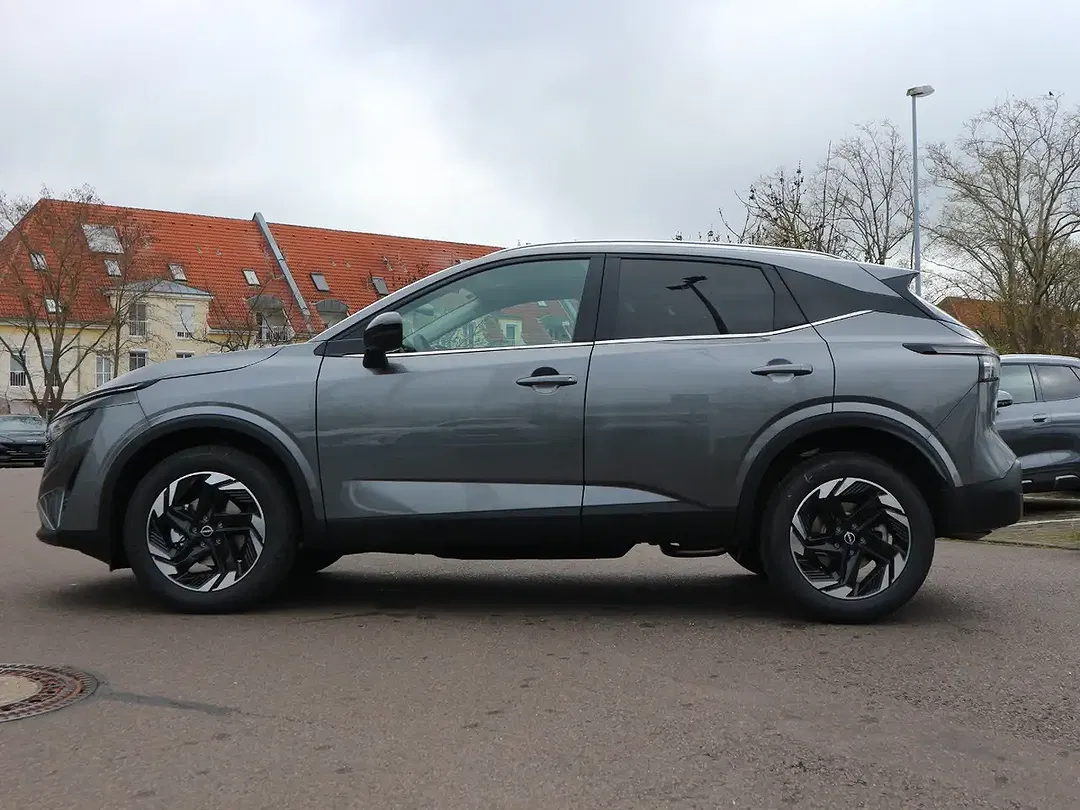 Nissan Qashqai - Thumbnail 8