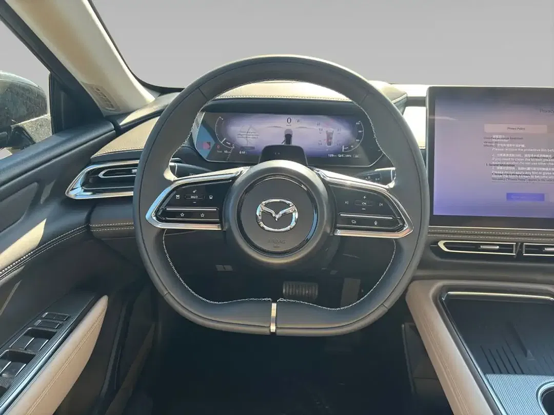 Mazda 6e - Thumbnail 8
