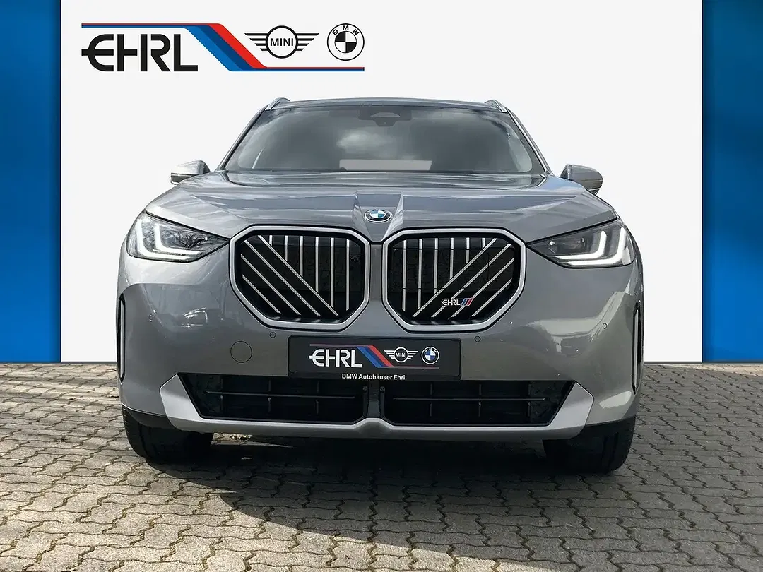 BMW X3 - Thumbnail 2