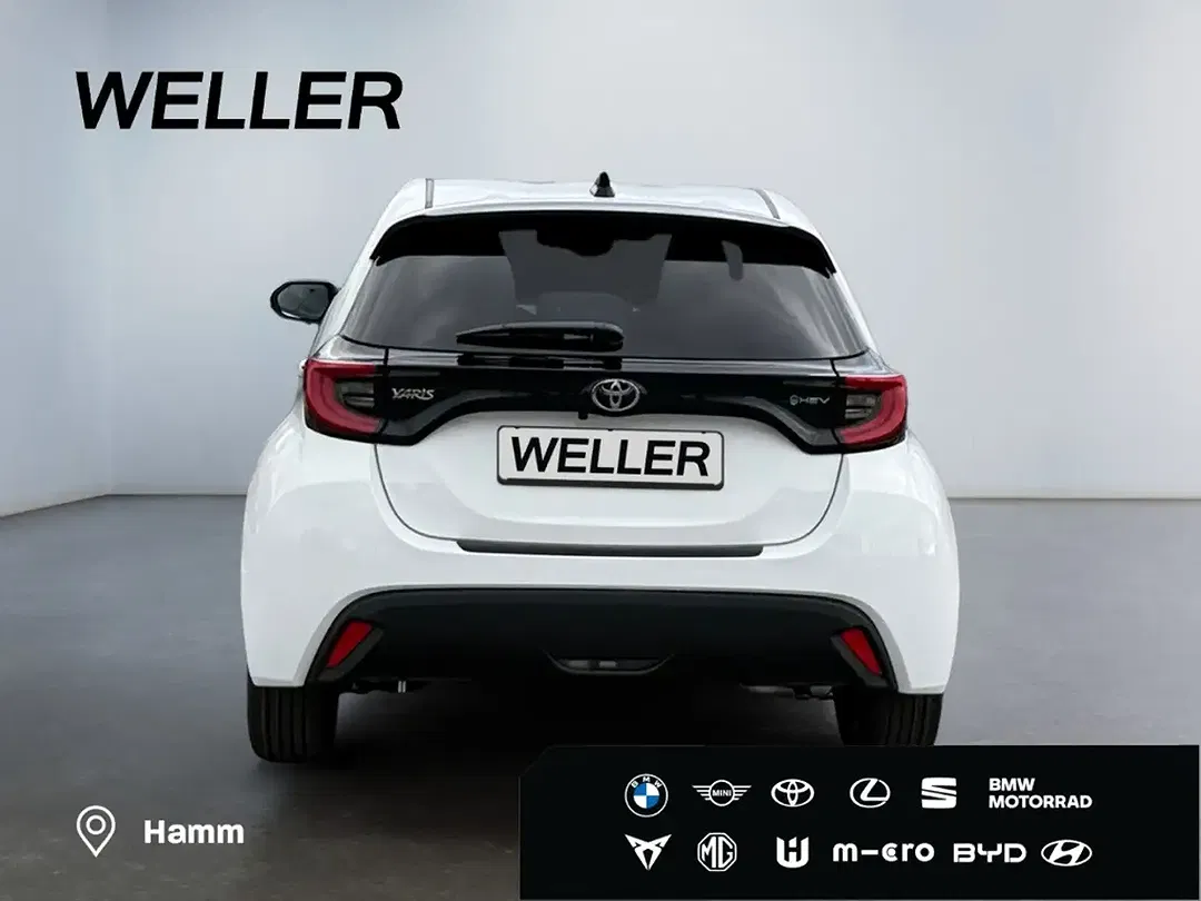 Toyota Yaris - Thumbnail 5