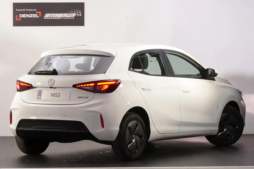 MG MG3 - Thumbnail 4