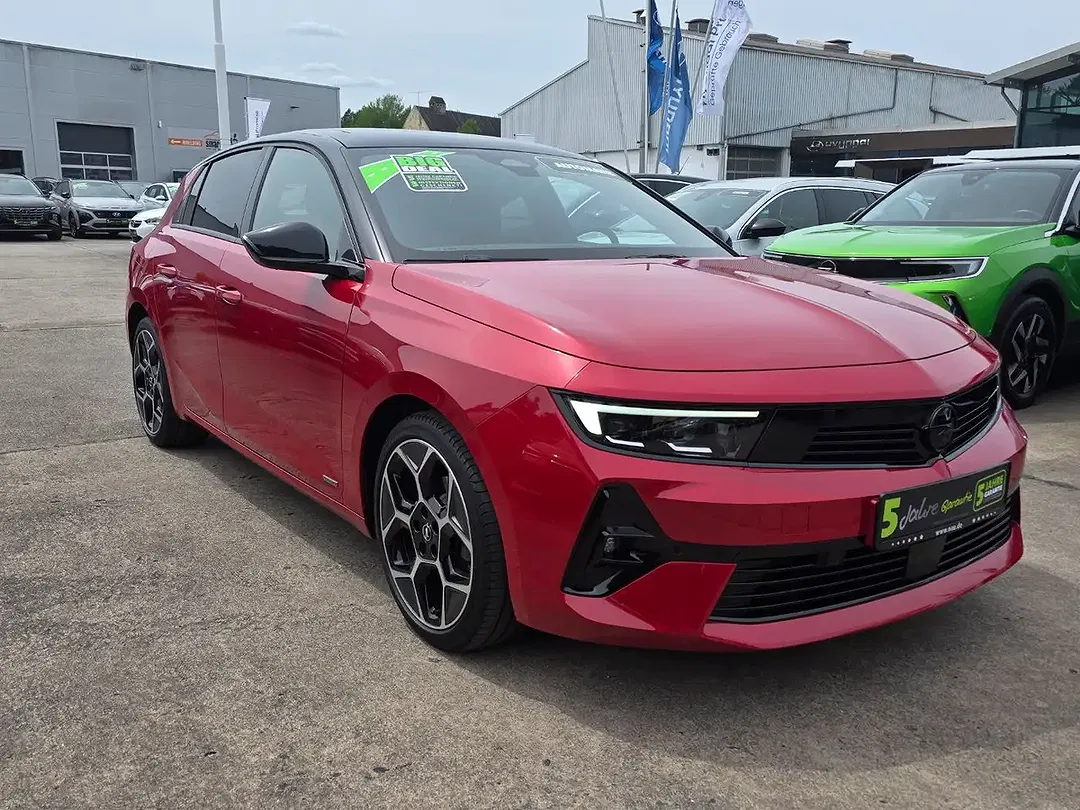 Opel Astra - Thumbnail 1