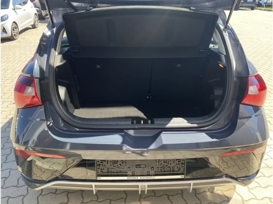 Hyundai i20 - Thumbnail 10