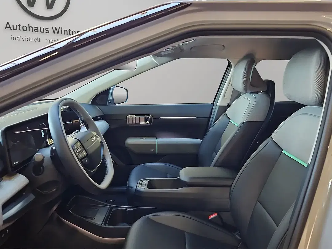 Kia EV4 - Thumbnail 5