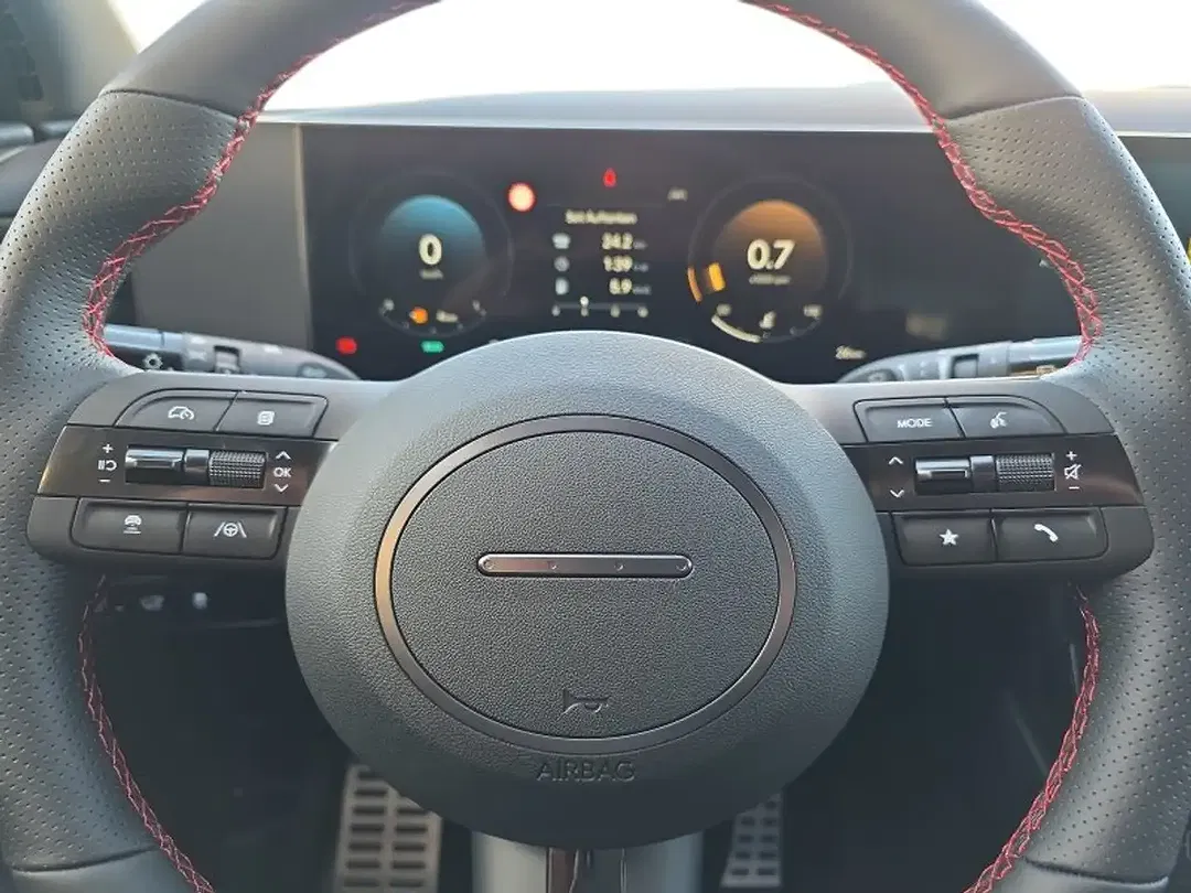 Hyundai TUCSON - Thumbnail 23