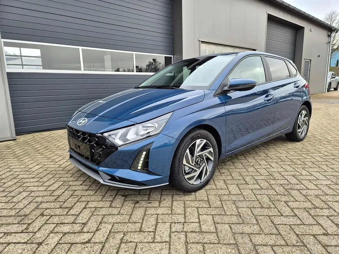Hyundai i20 - Thumbnail 1