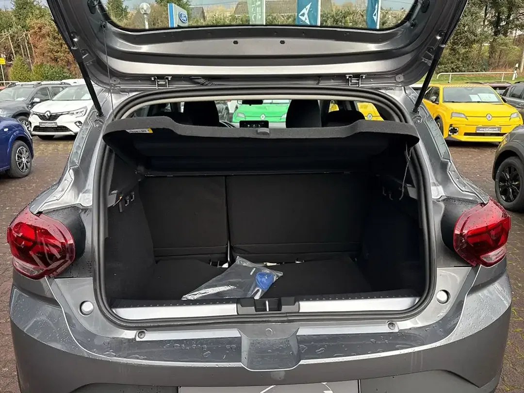 Dacia Sandero - Thumbnail 6