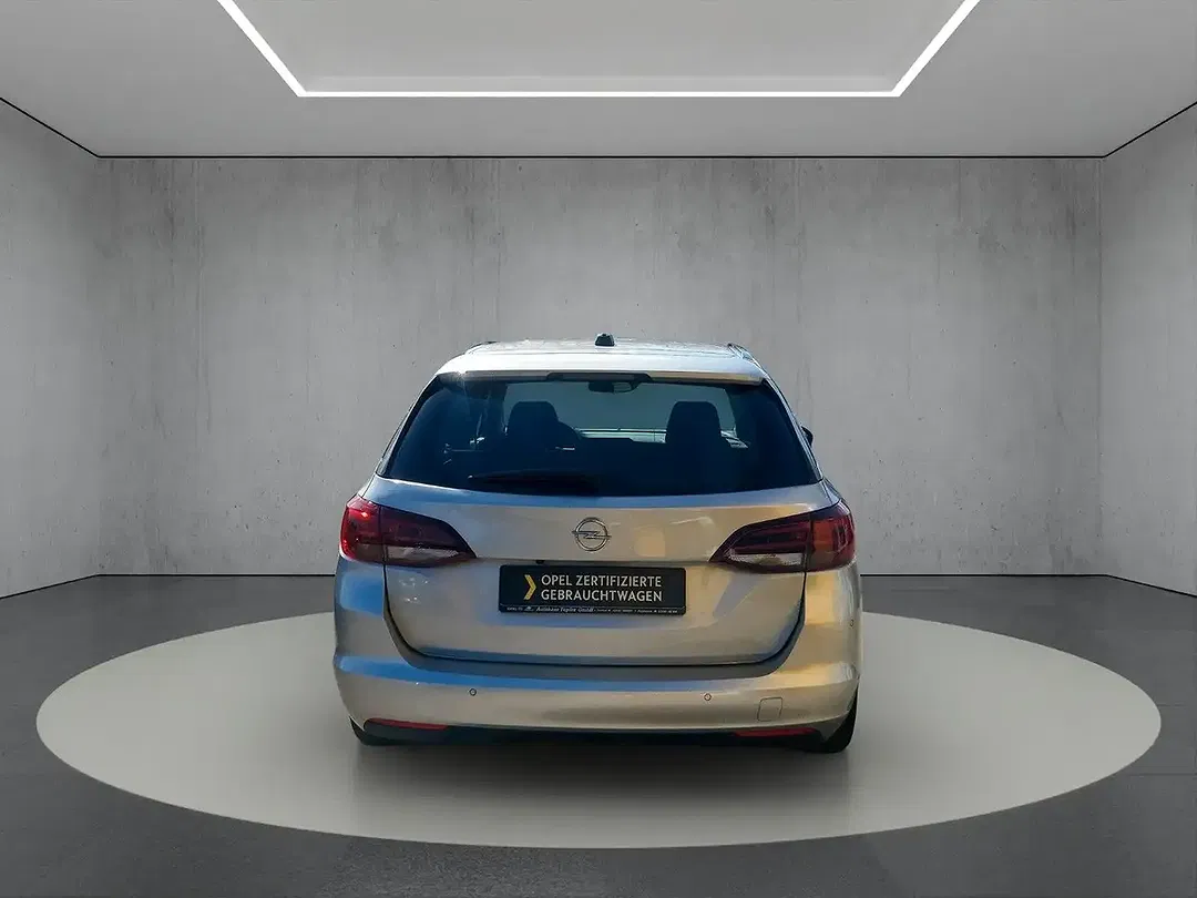 Opel Astra - Thumbnail 9