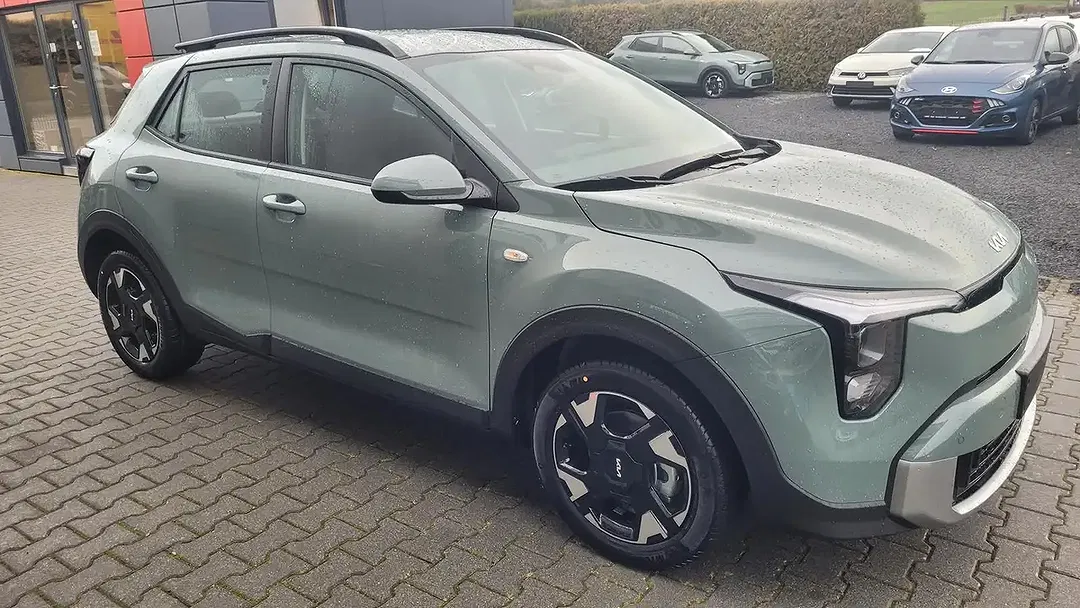 Kia Stonic - Thumbnail 3