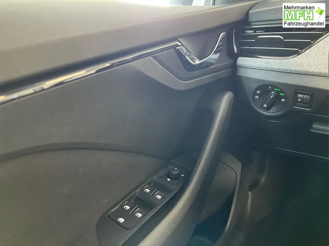 Skoda Scala - Thumbnail 9