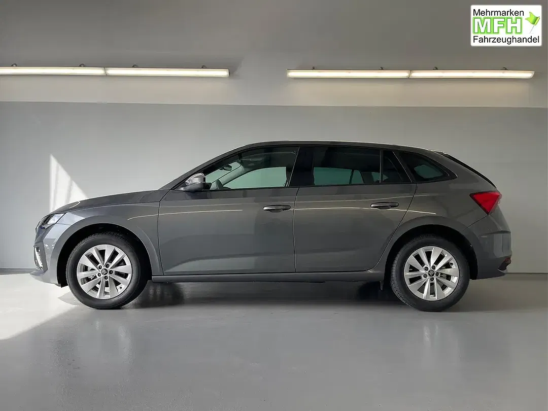 Skoda Scala - Thumbnail 3