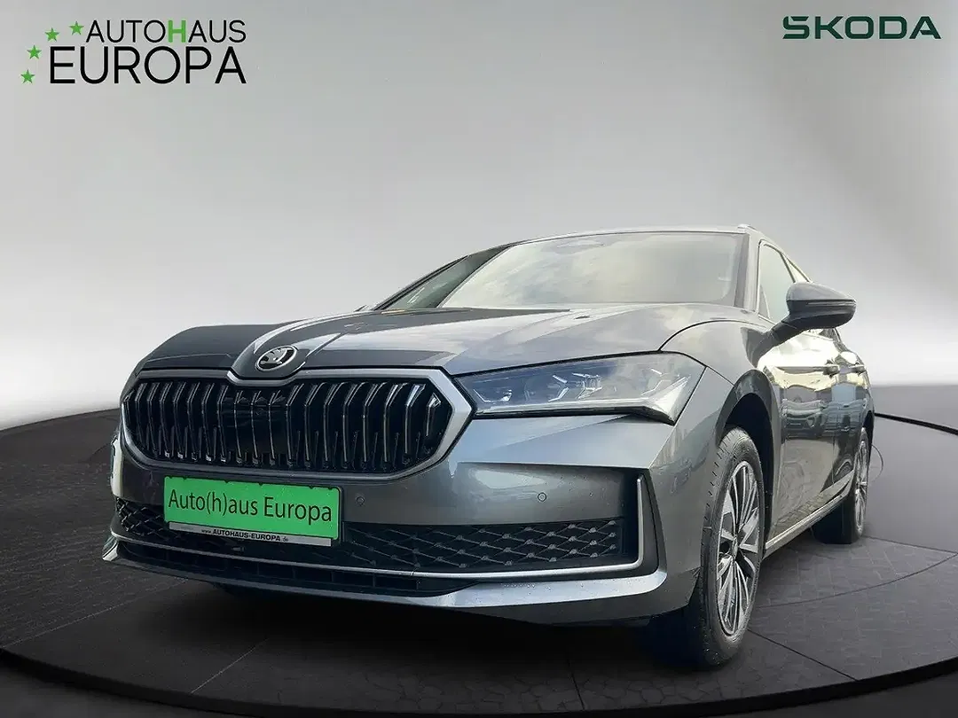 Skoda Superb - Thumbnail 1
