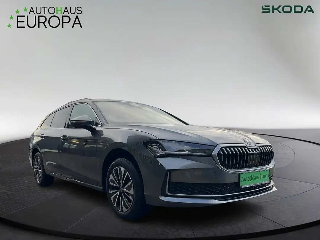 Skoda Superb - Thumbnail 5