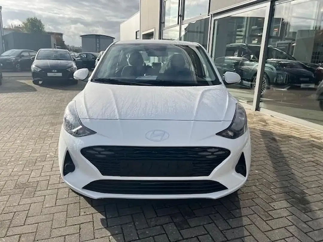 Hyundai i10 - Thumbnail 3