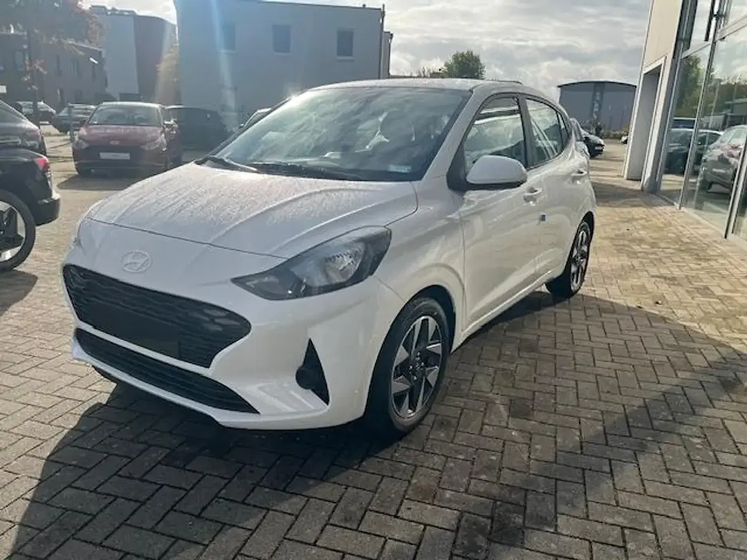 Hyundai i10 - Thumbnail 4