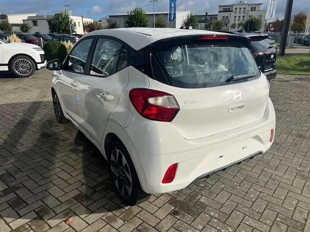 Hyundai i10 - Thumbnail 5