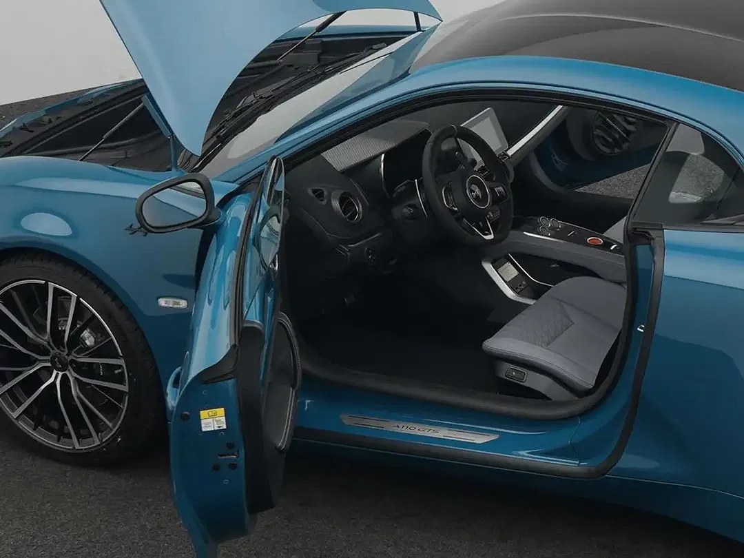 Alpine A110 - Thumbnail 13